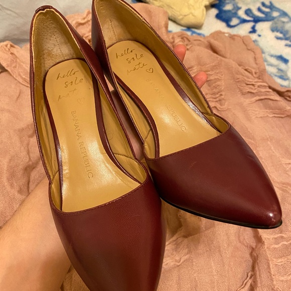 🌟Burgundy Banana Republic High Heels🌟 - Picture 9 of 10